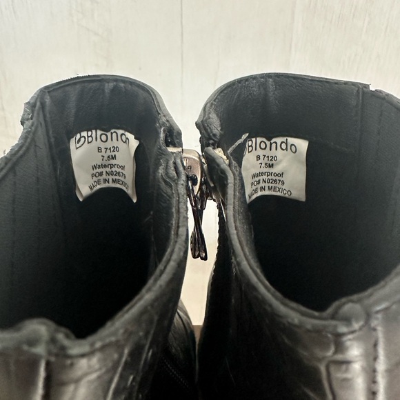 Blondo Black Leather Croc Embossed Ankle Boots - Picture 5 of 8